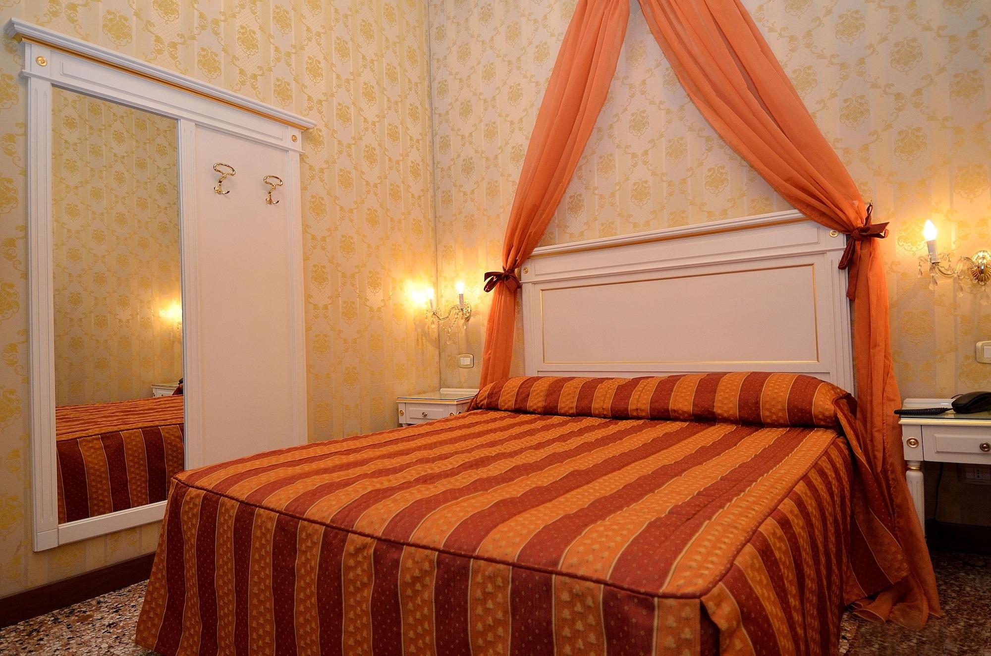 البندقية Locanda La Corte المظهر الخارجي الصورة
