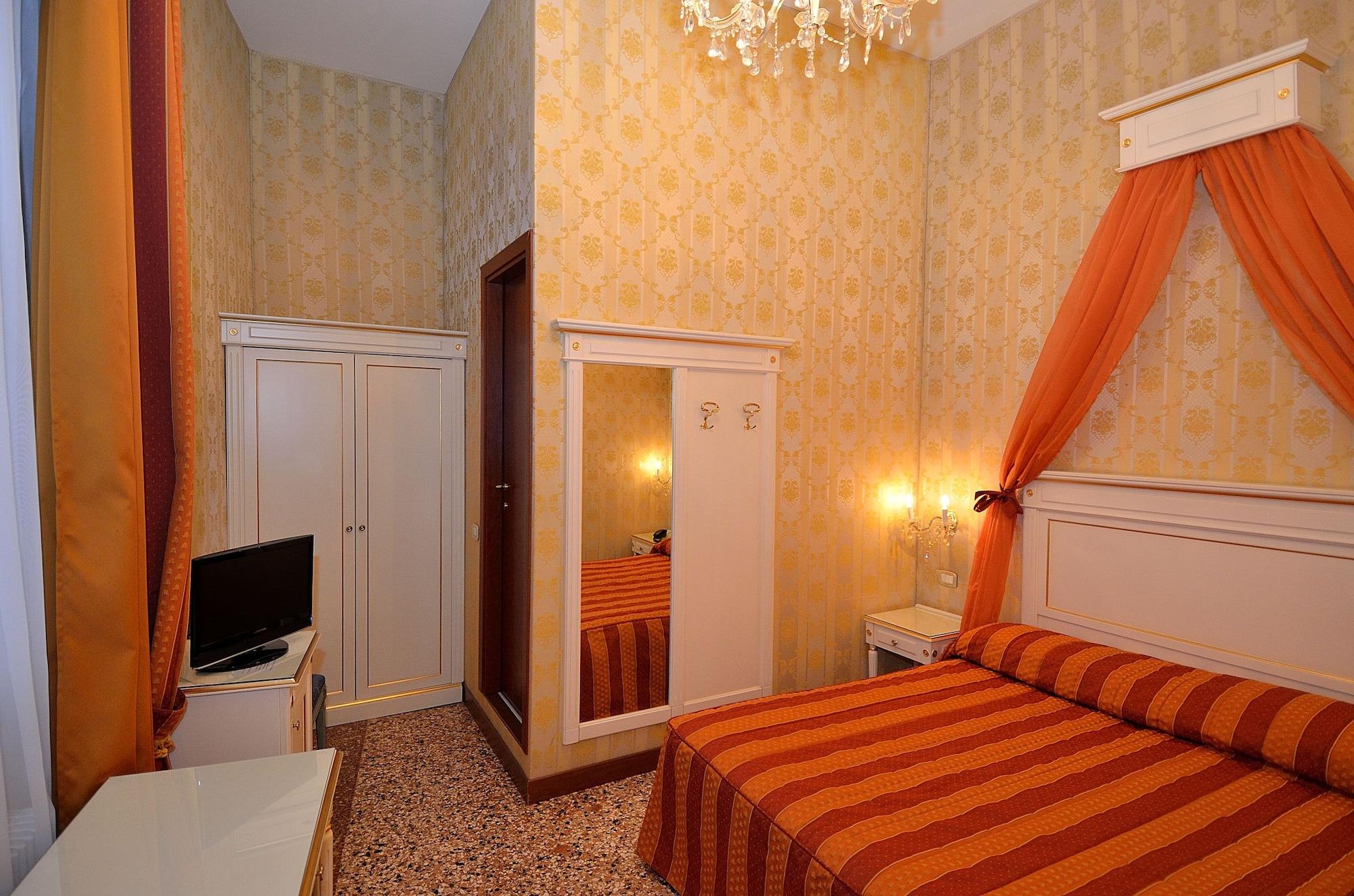 البندقية Locanda La Corte المظهر الخارجي الصورة