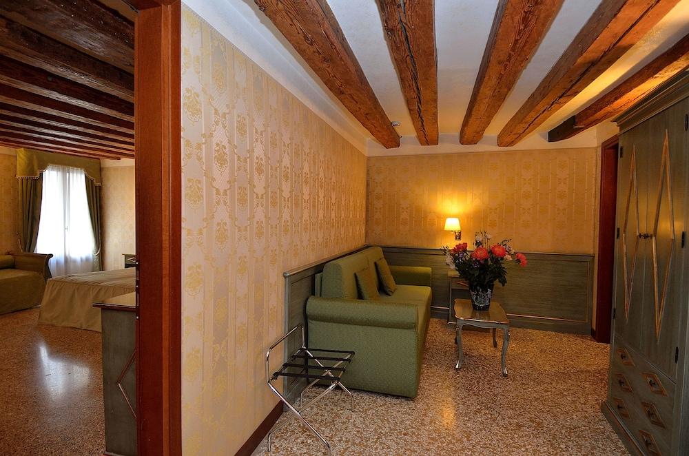 البندقية Locanda La Corte المظهر الخارجي الصورة